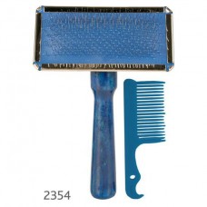 Trixie TX-2354 Щетка-пуходерка мягкая с деревянной ручкой + расчёска 13 х 9 см